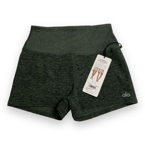 alo hunter heather shorts